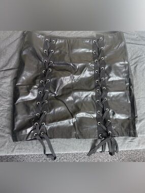 SHEIN Black Faux Leather Lace-Up Mini Skirt